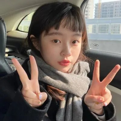 手比眼睛更粉